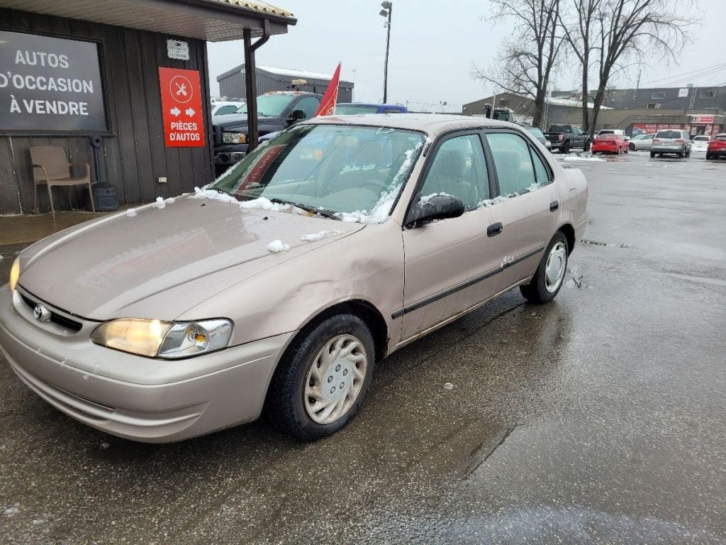 Used 2000 Toyota Corolla CE for Sale in Laval, Quebec