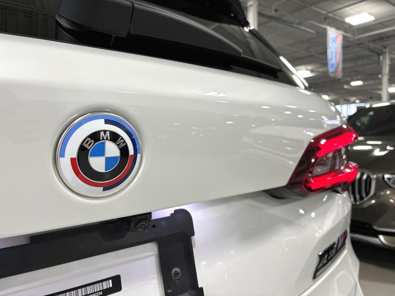 2023 BMW X5 M COMPETITION|NO LUX TAX|REDSEATS|CARBON|NAV|MASSAGE - Photo #11