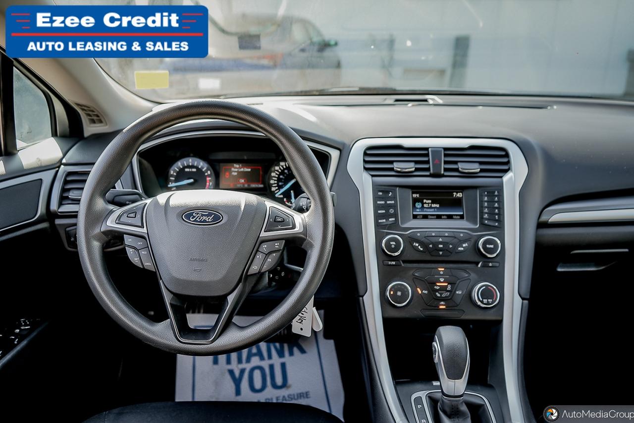 2016 Ford Fusion SE Photo41