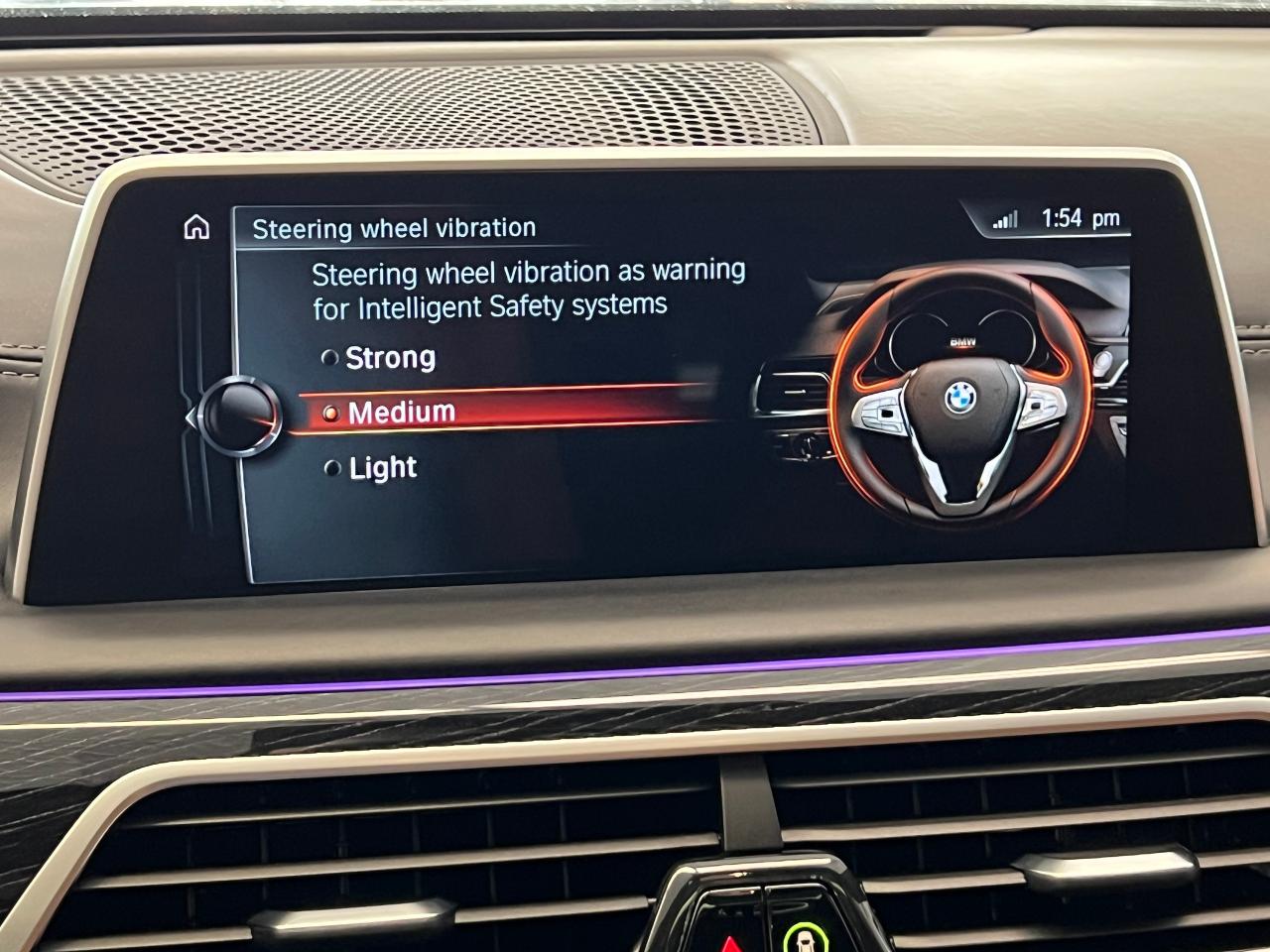 2017 BMW 7 Series 750i+Adaptive Cruise+Night Vision+CLEAN CARFAX Photo120