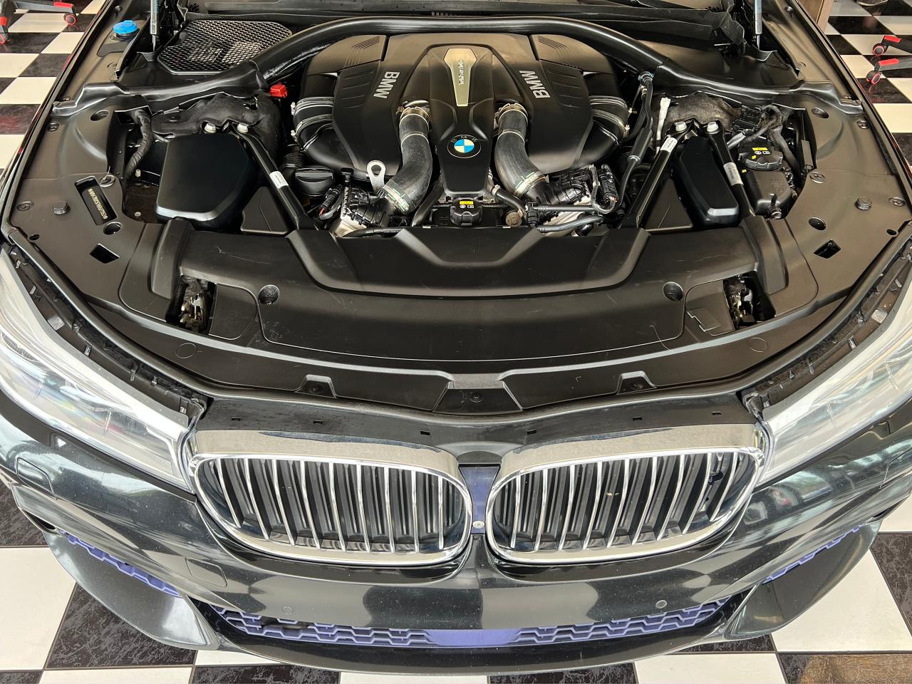 2017 BMW 7 Series 750i+Adaptive Cruise+Night Vision+CLEAN CARFAX Photo7
