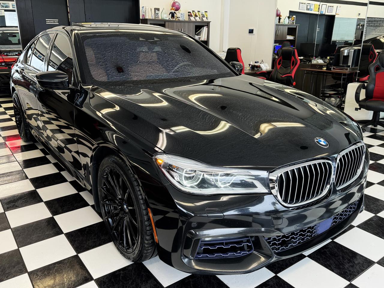 2017 BMW 7 Series 750i+Adaptive Cruise+Night Vision+CLEAN CARFAX Photo5