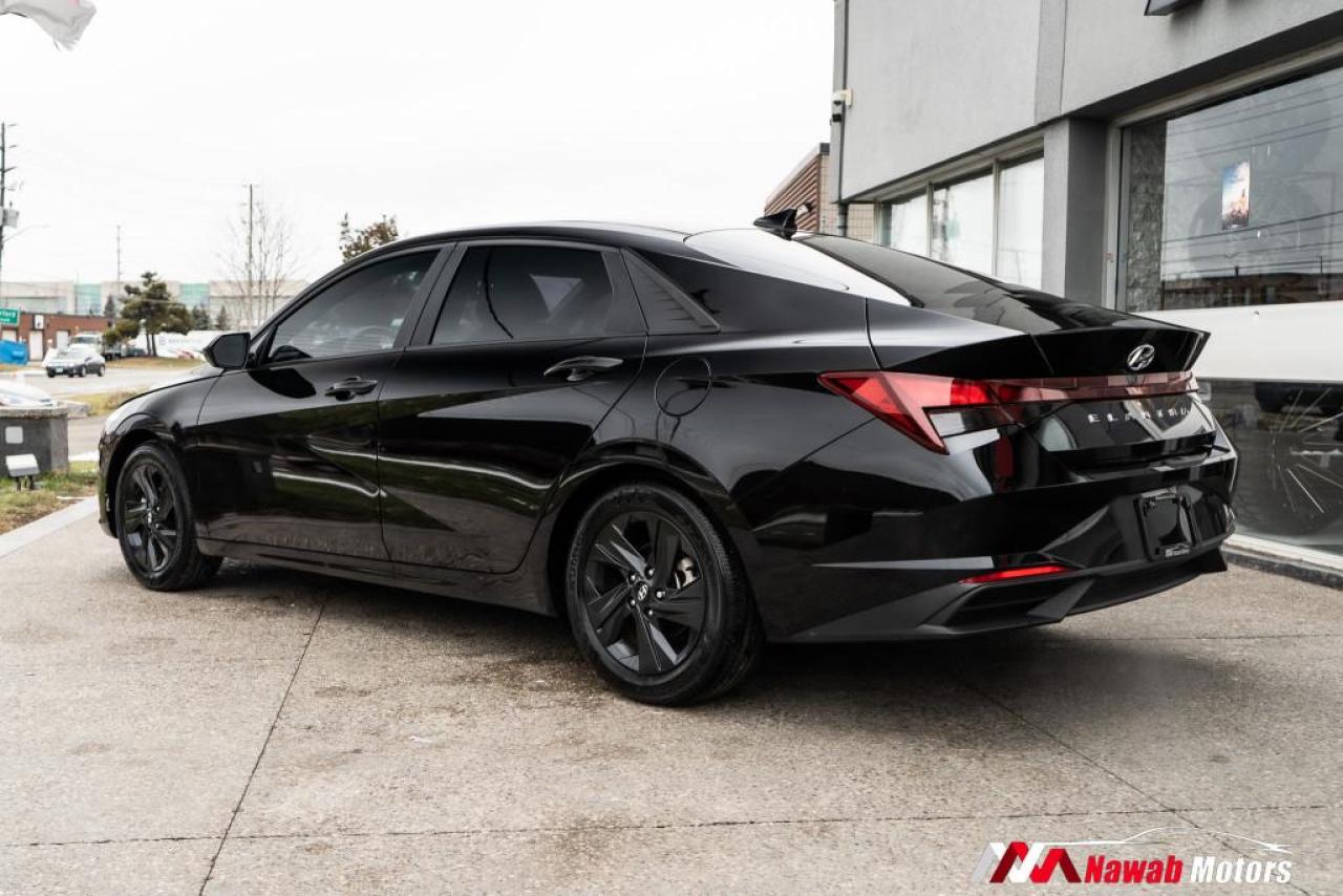 2023 Hyundai Elantra IVT|ALLOYS|HEATED SEATS|APPLE CARPLAY|SUNROOF|LANE ASSIST| Photo3