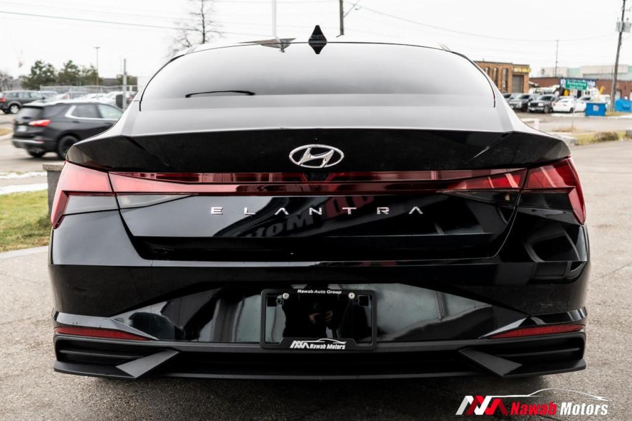 2023 Hyundai Elantra IVT|ALLOYS|HEATED SEATS|APPLE CARPLAY|SUNROOF|LANE ASSIST| Photo4