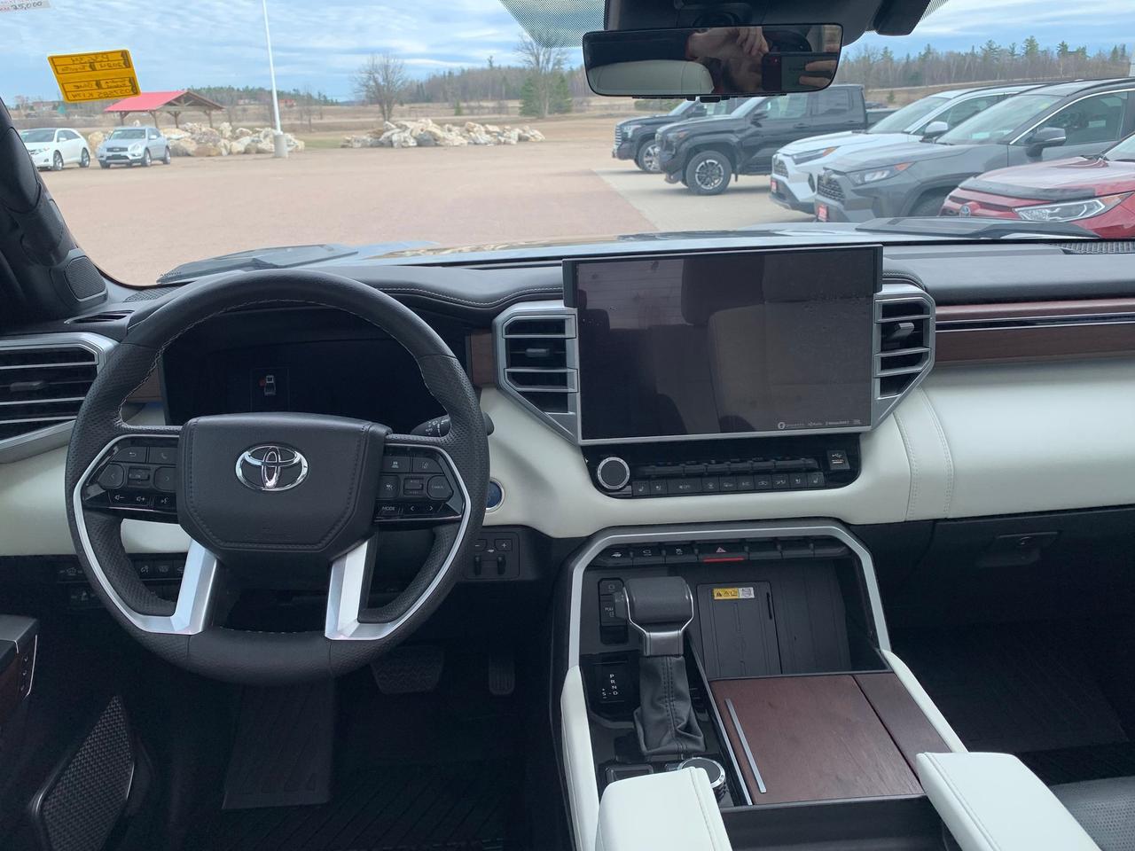 2024 Toyota Tundra Capstone Hybrid Photo