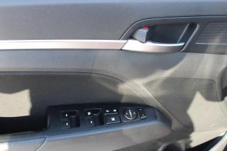 2020 Hyundai Elantra Preferred w/Sun & Safety Package IVT - Photo #19
