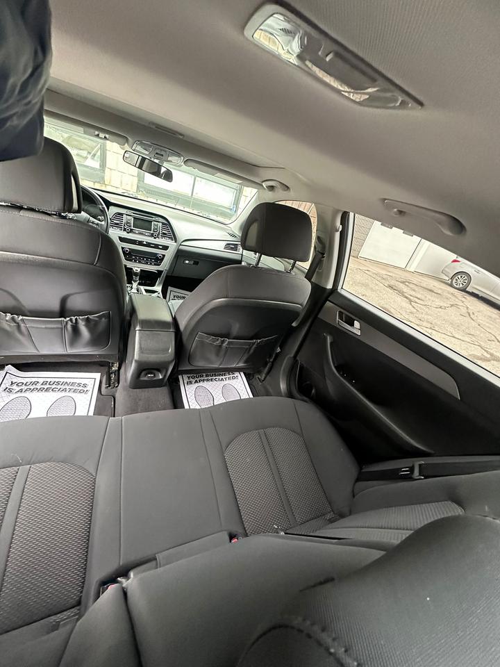 2016 Hyundai Sonata 4dr Sdn 2.4L Auto GLS Photo