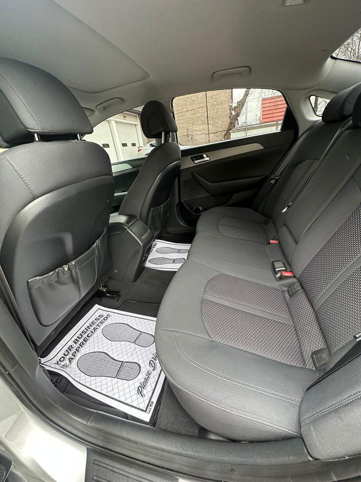 2016 Hyundai Sonata 4dr Sdn 2.4L Auto GLS Photo