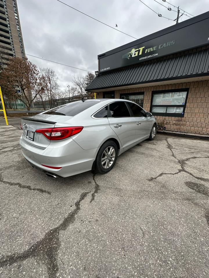 2016 Hyundai Sonata 4dr Sdn 2.4L Auto GLS Photo