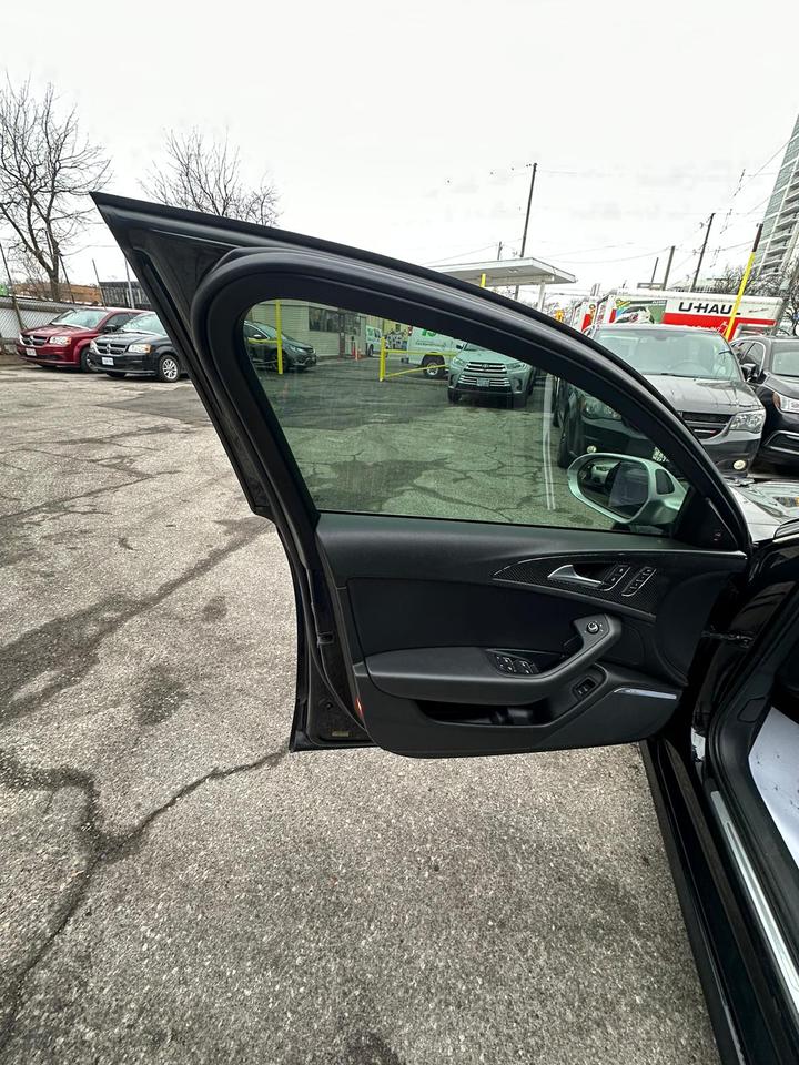 2017 Audi Q3 quattro 4dr 2.0T Technik Photo