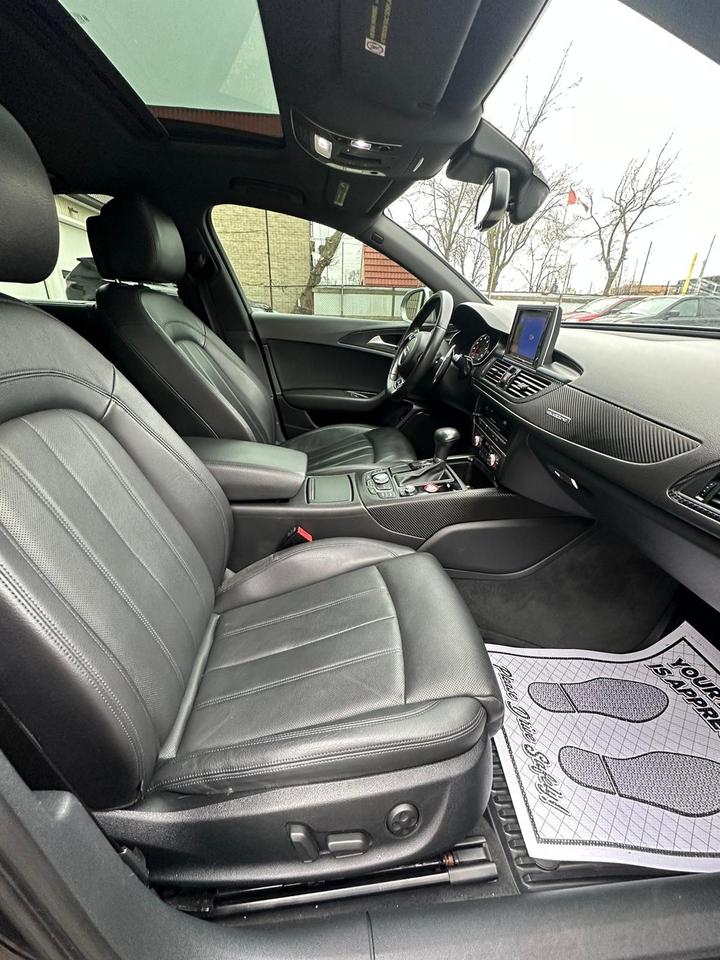 2017 Audi Q3 quattro 4dr 2.0T Technik Photo