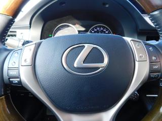 2015 Lexus ES 300 | Hybrid | Leather | Sunroof | Navigation - Photo #10
