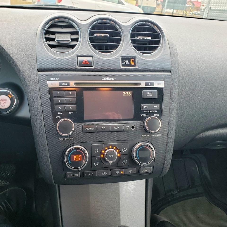 2011 Nissan Altima 4dr Sdn I4 CVT 2.5 SL - Photo #12