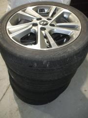 2017 Hyundai Elantra GLS,Auto,A/C,Sunroof,2 Set Tires & Rims,Certified - Photo #28