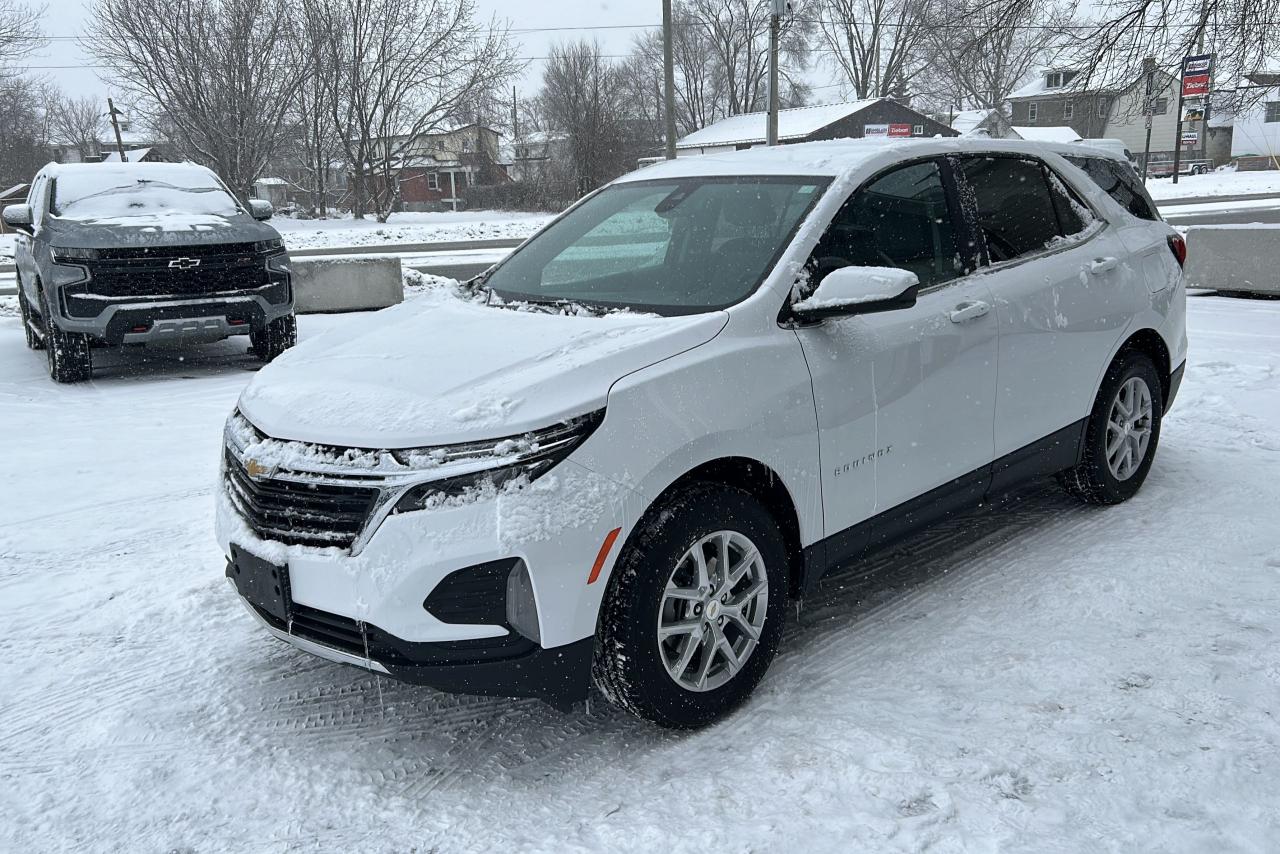 2022 Chevrolet Equinox LT - Photo #3