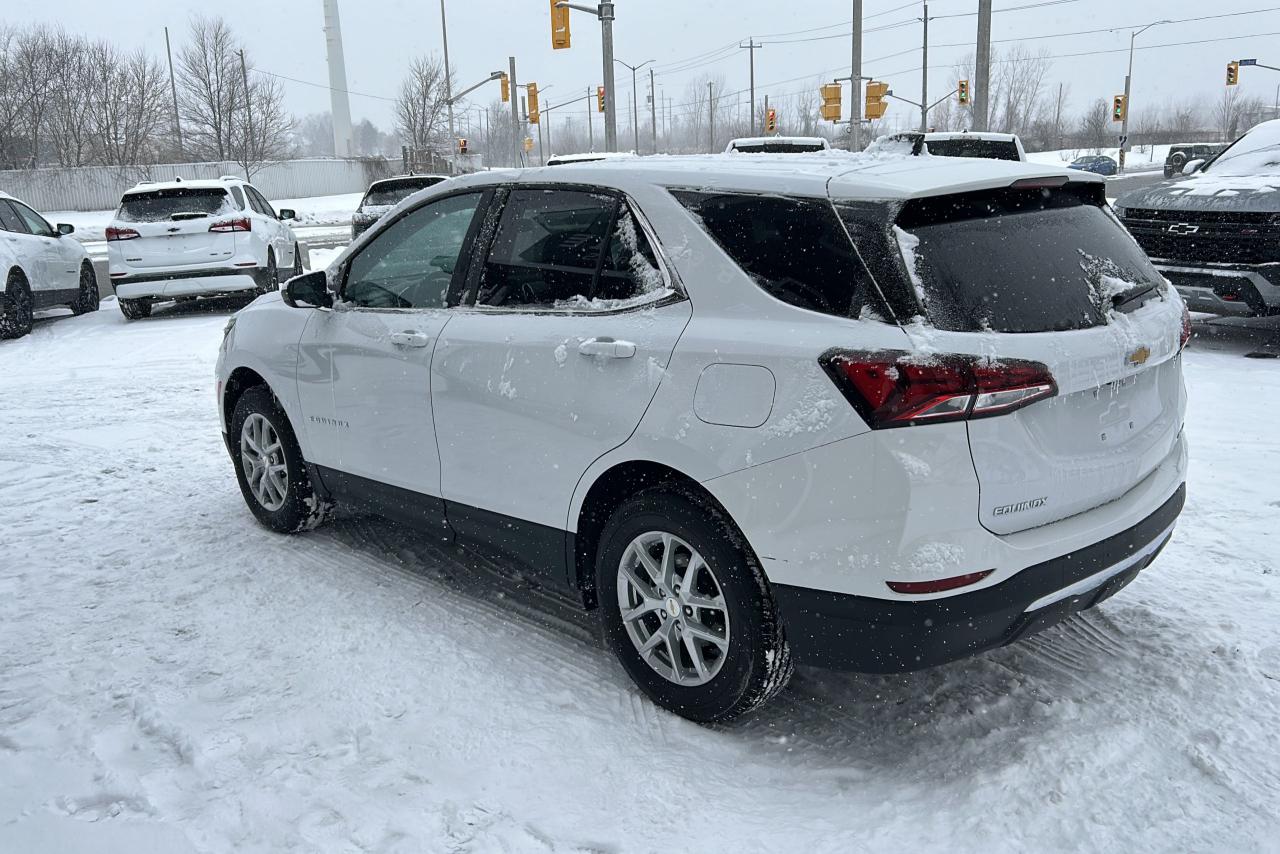 2022 Chevrolet Equinox LT - Photo #4