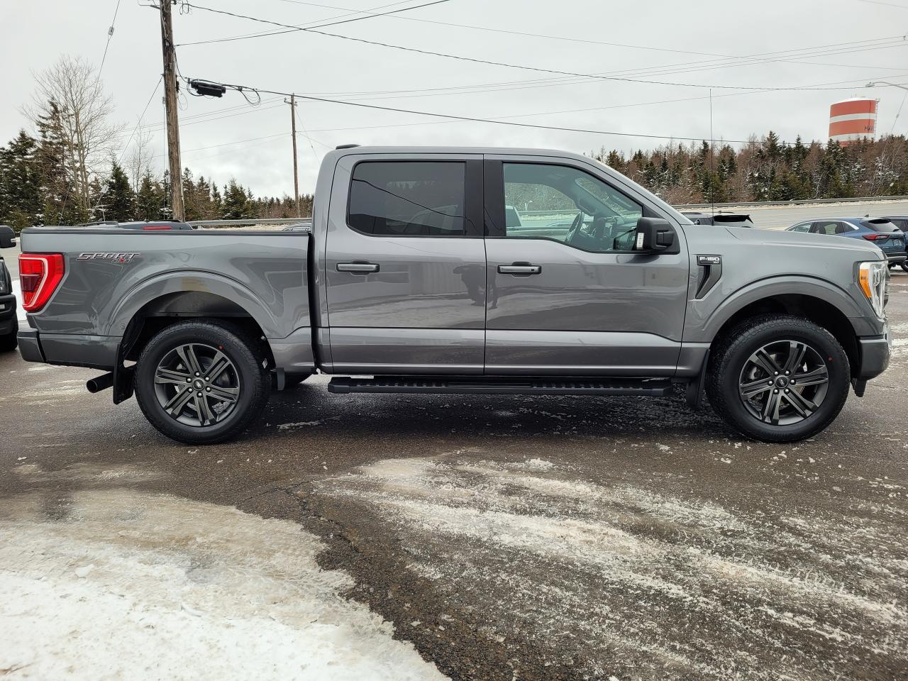 2021 Ford F-150 XLT 4X4 SUPER CREW W/ SPORT PACKAGE Photo5
