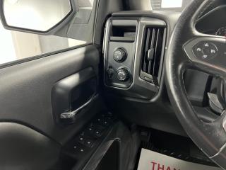 2014 Chevrolet Silverado 1500 4WD Crew Cab Std Box LOW KM NO ACCIDENT SAFFTY CER - Photo #24