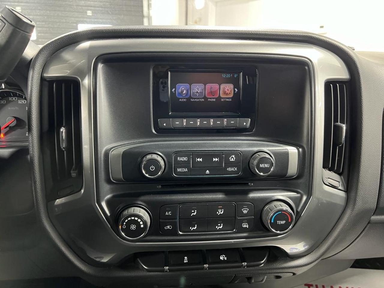 2014 Chevrolet Silverado 1500 4WD Crew Cab Std Box LOW KM NO ACCIDENT SAFFTY CER - Photo #12