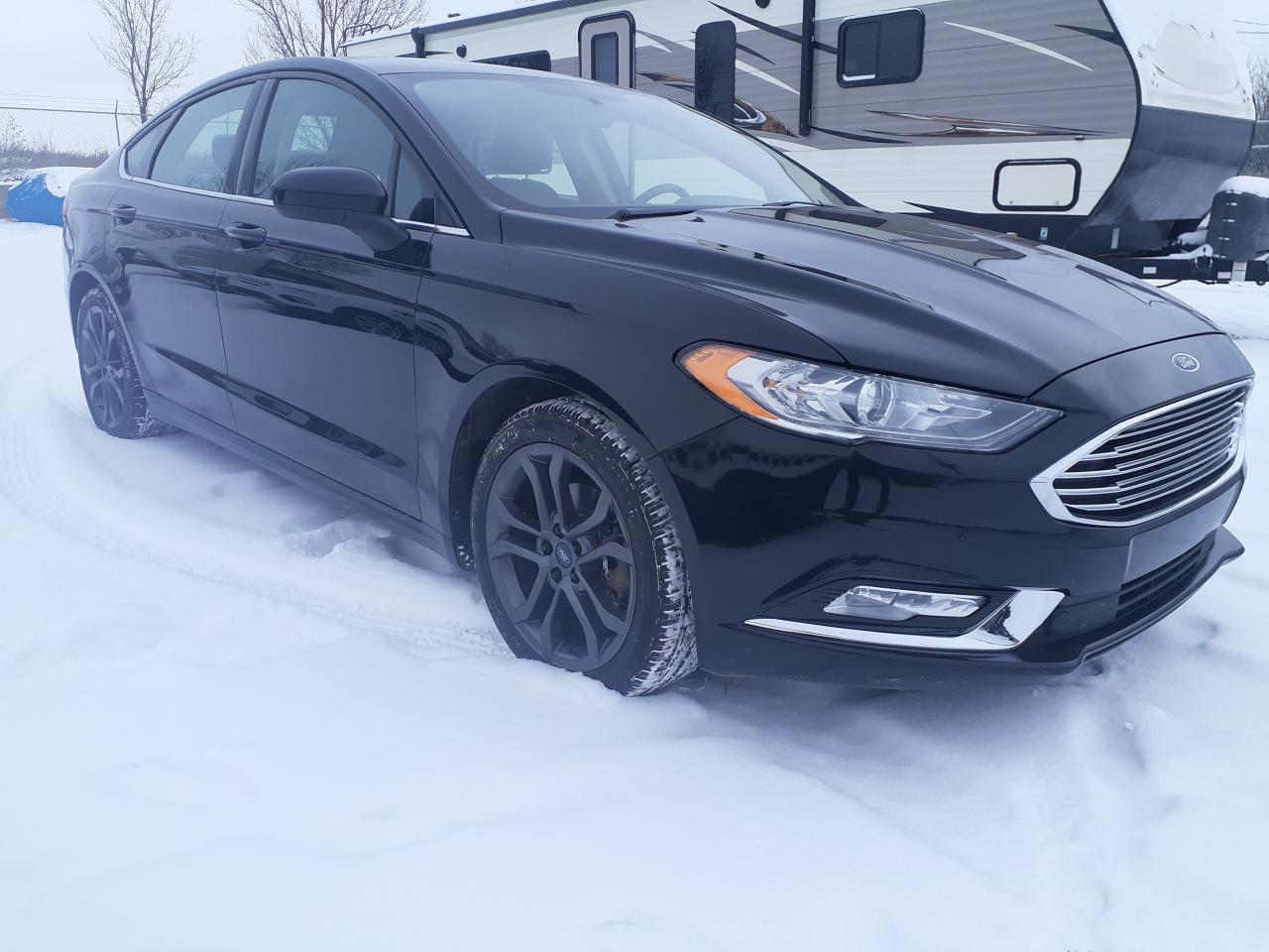 2018 Ford Fusion SE, Leather, Htd Seats, BU Cam, Remote Start - Photo #1