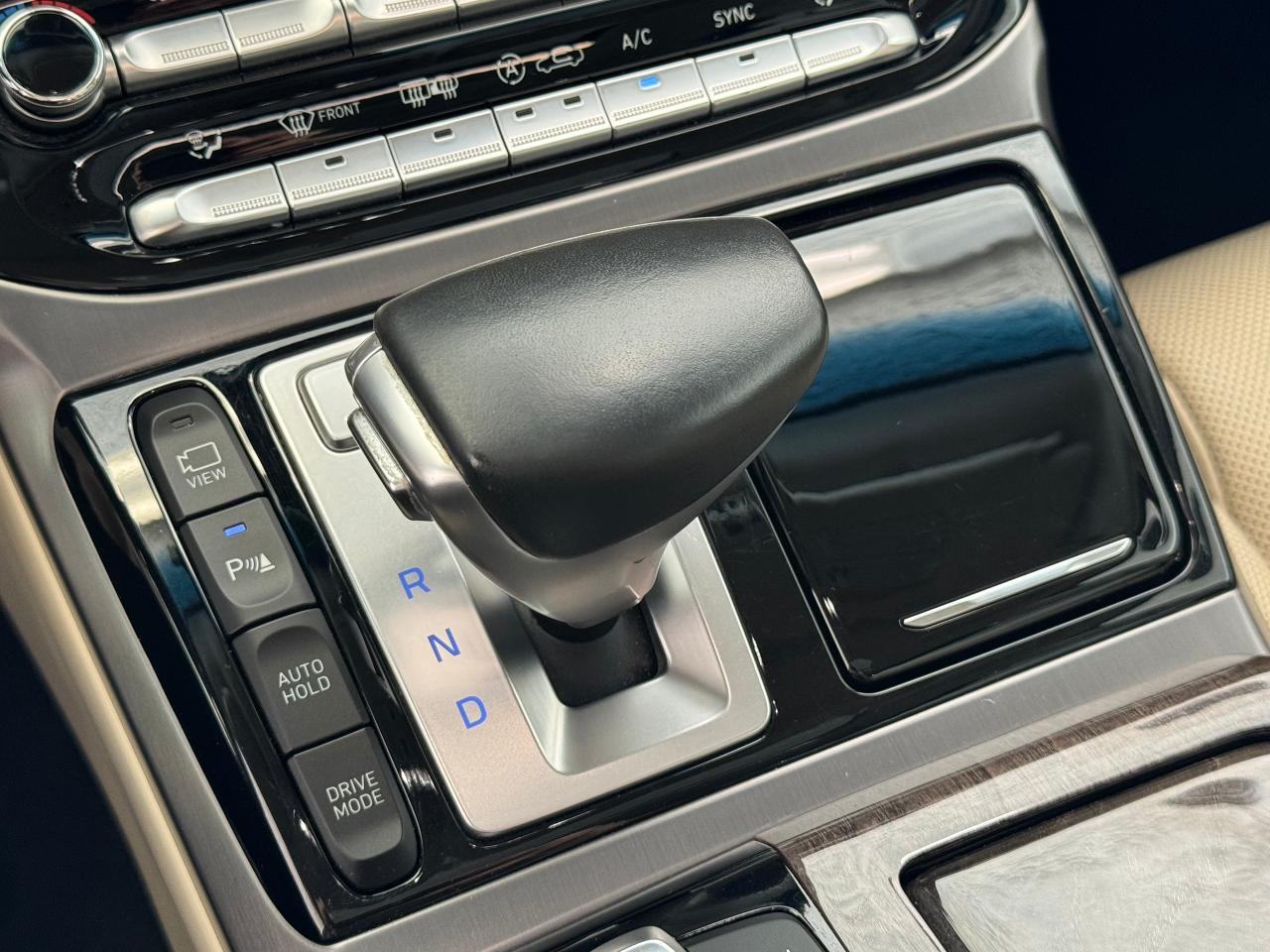 2018 Genesis G90 G90 5.0L V8 AWD+Roof+Cooled Seats+Adaptive Cruise - Photo #40