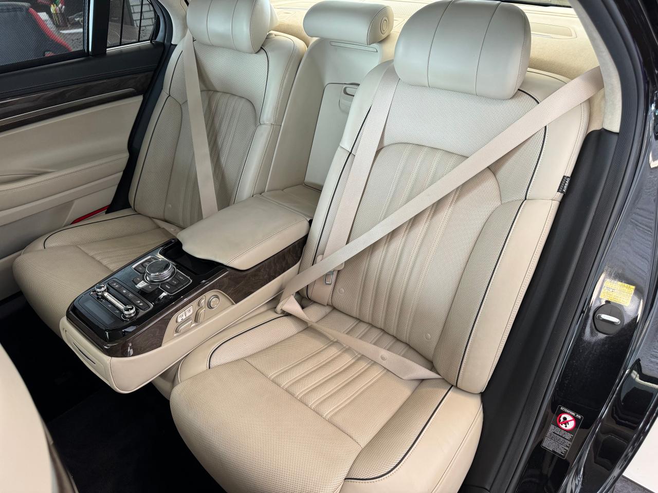2018 Genesis G90 G90 5.0L V8 AWD+Roof+Cooled Seats+Adaptive Cruise - Photo #29