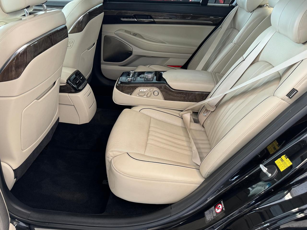 2018 Genesis G90 G90 5.0L V8 AWD+Roof+Cooled Seats+Adaptive Cruise Photo100