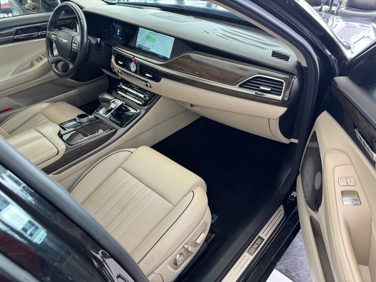 2018 Genesis G90 G90 5.0L V8 AWD+Roof+Cooled Seats+Adaptive Cruise Photo97