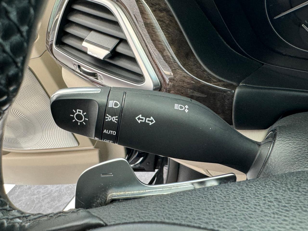 2018 Genesis G90 G90 5.0L V8 AWD+Roof+Cooled Seats+Adaptive Cruise Photo123