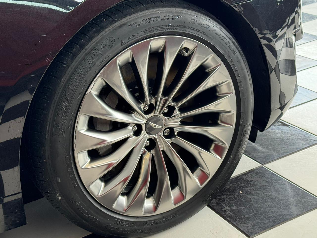 2018 Genesis G90 G90 5.0L V8 AWD+Roof+Cooled Seats+Adaptive Cruise Photo62