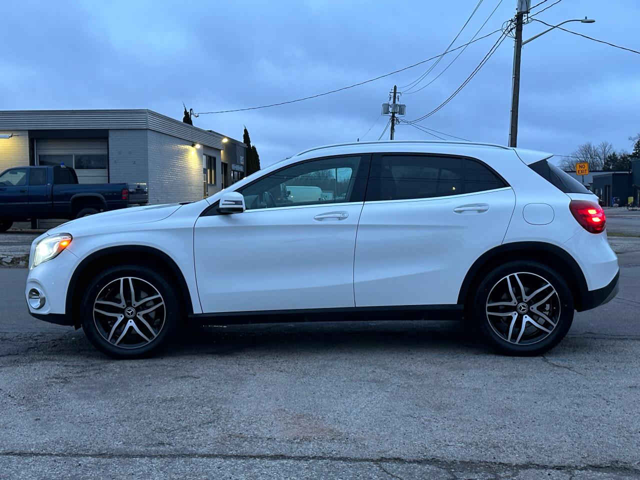 2020 Mercedes-Benz GLA GLA 250 AMG|NAVI|PANO - Photo #10