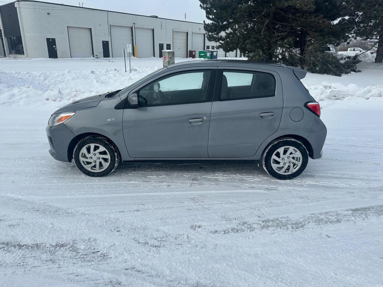 2022 Mitsubishi Mirage ES - AUTOMATIC - Photo #2