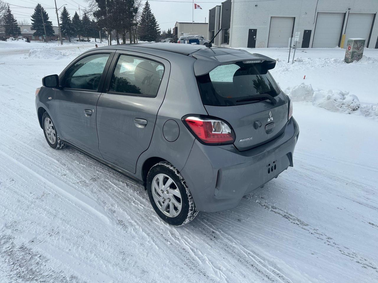 2022 Mitsubishi Mirage ES - AUTOMATIC - Photo #3