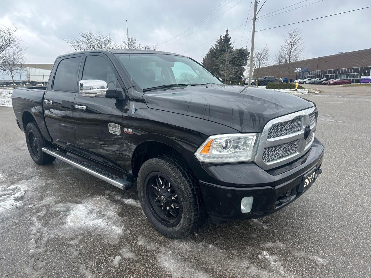 2017 RAM 1500 LARAMIE LONGHORN - Photo #5