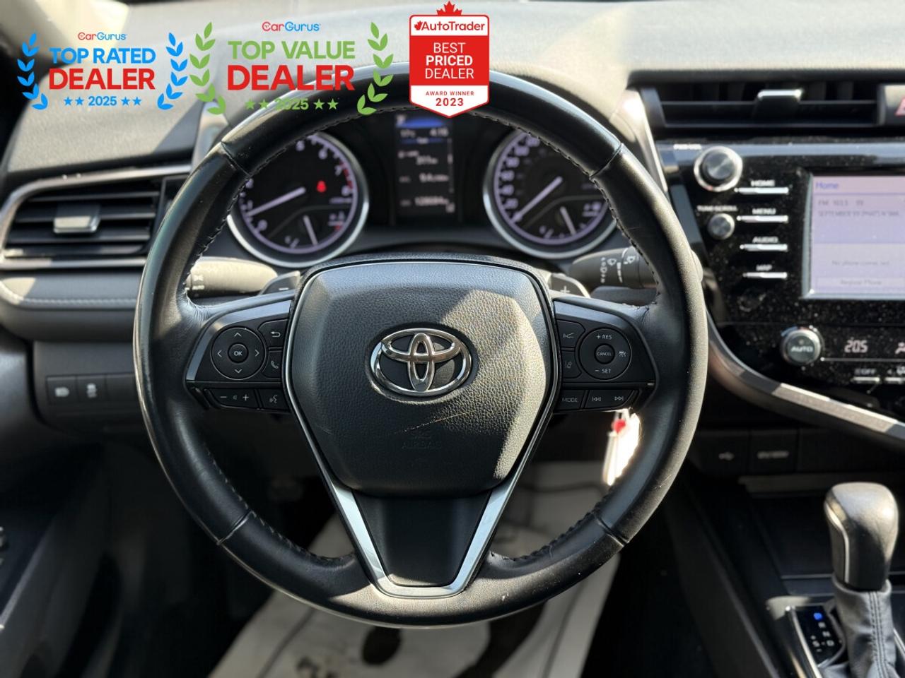 2020 Toyota Camry SE | REAR CAMERA | HEATED SEATS | FINANCE Photo