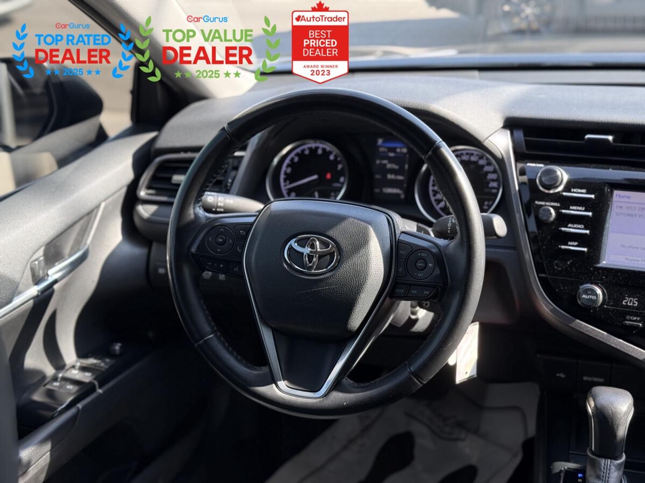 2020 Toyota Camry SE | REAR CAMERA | HEATED SEATS | FINANCE Photo