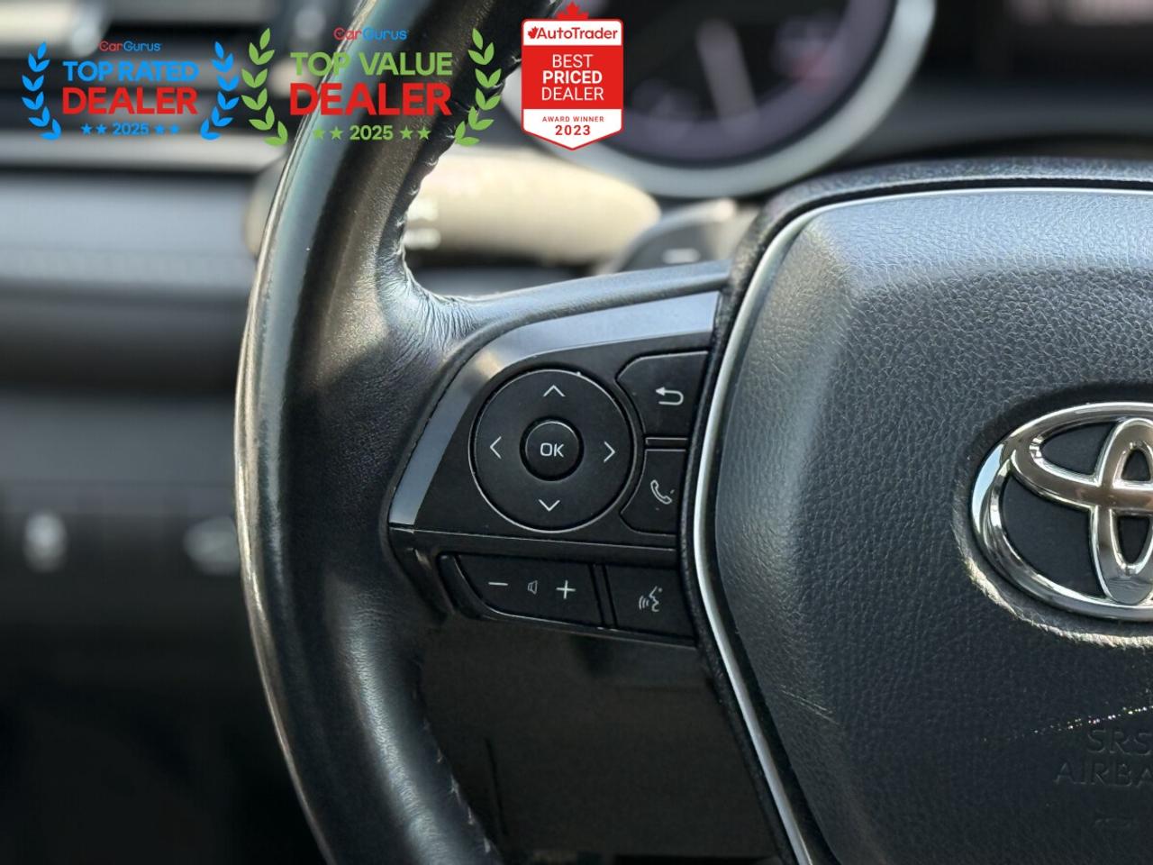 2020 Toyota Camry SE | REAR CAMERA | HEATED SEATS | FINANCE Photo