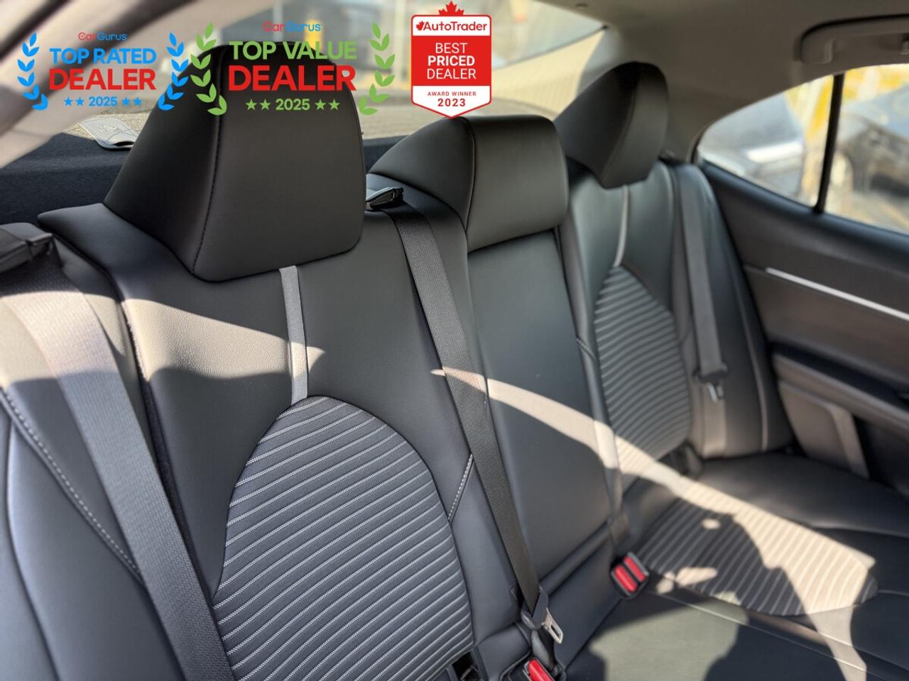 2020 Toyota Camry SE | REAR CAMERA | HEATED SEATS | FINANCE Photo