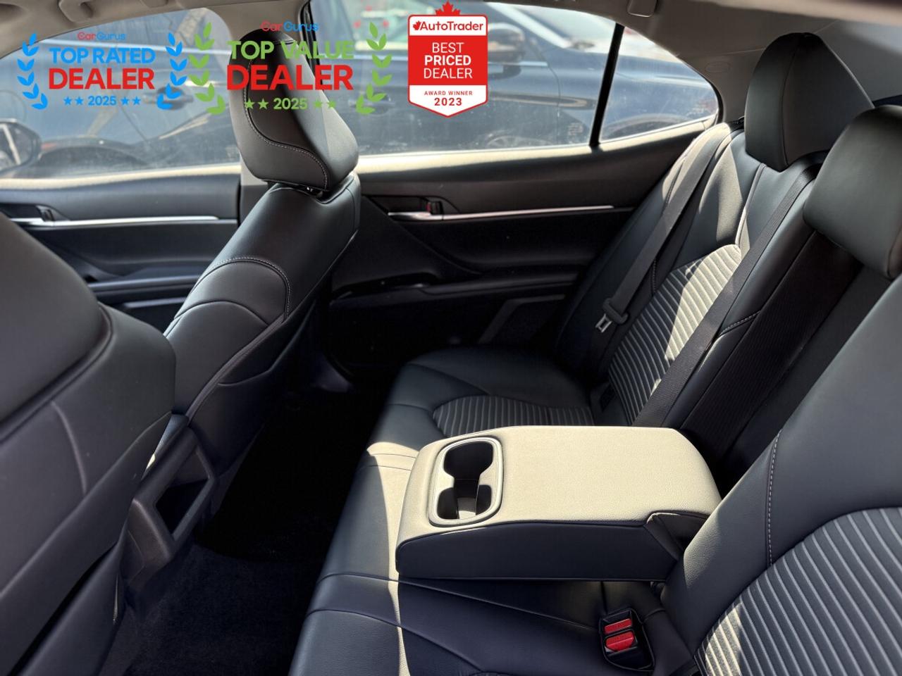 2020 Toyota Camry SE | REAR CAMERA | HEATED SEATS | FINANCE Photo