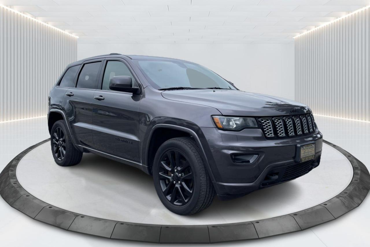 Used 2018 Jeep Grand Cherokee LAREDO 4WD for sale in London, ON