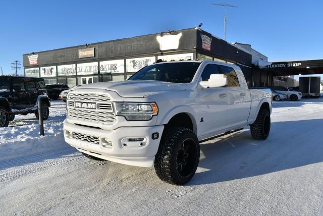 2019 RAM 3500 HD Limited - Mega Cab - 6.7L CUMMINS