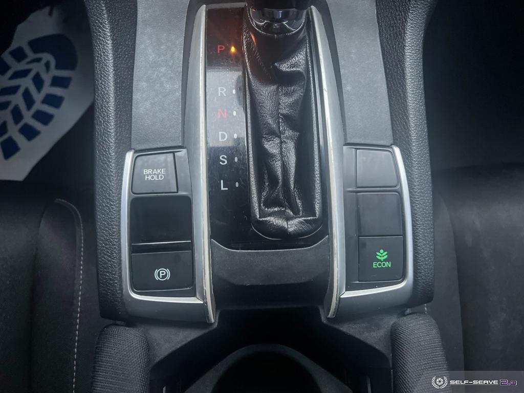 2016 Honda Civic LX / AUTO / REVERSE CAM / HEATED SEATS - Photo #18