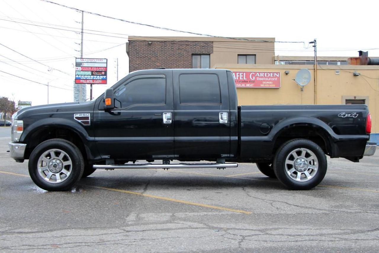2008 Ford F-250 Super Duty 4WD CREW CAB Photo