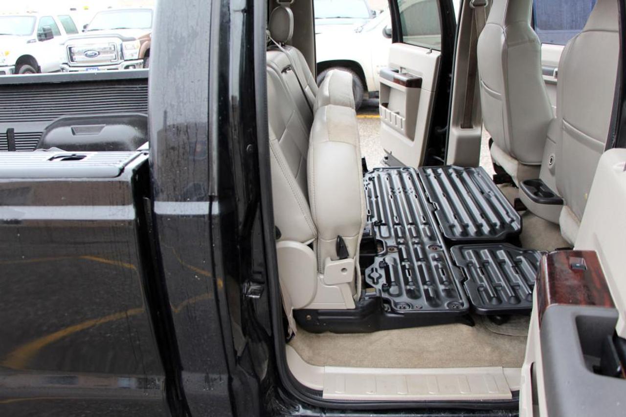 2008 Ford F-250 Super Duty 4WD CREW CAB Photo