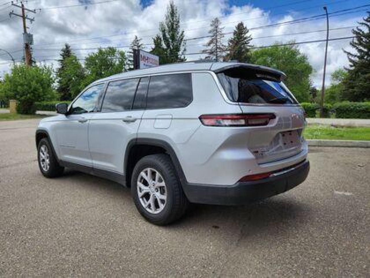 2022 Jeep Grand Cherokee L ADAPTIVE CRUISE, BLIND SPOT, 3RD ROW #244 Photo3