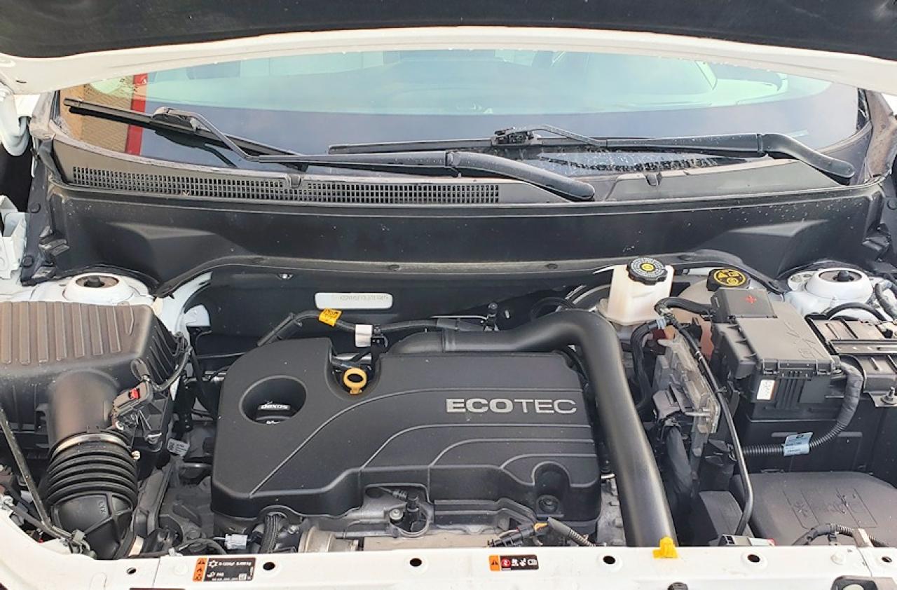 2020 Chevrolet Equinox AWD LS Accident Free 35,803 KM - Photo #7