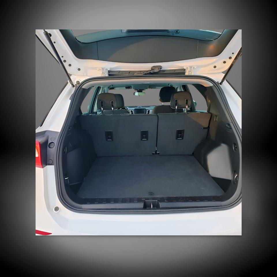 2020 Chevrolet Equinox AWD LS Accident Free 35,803 KM - Photo #20