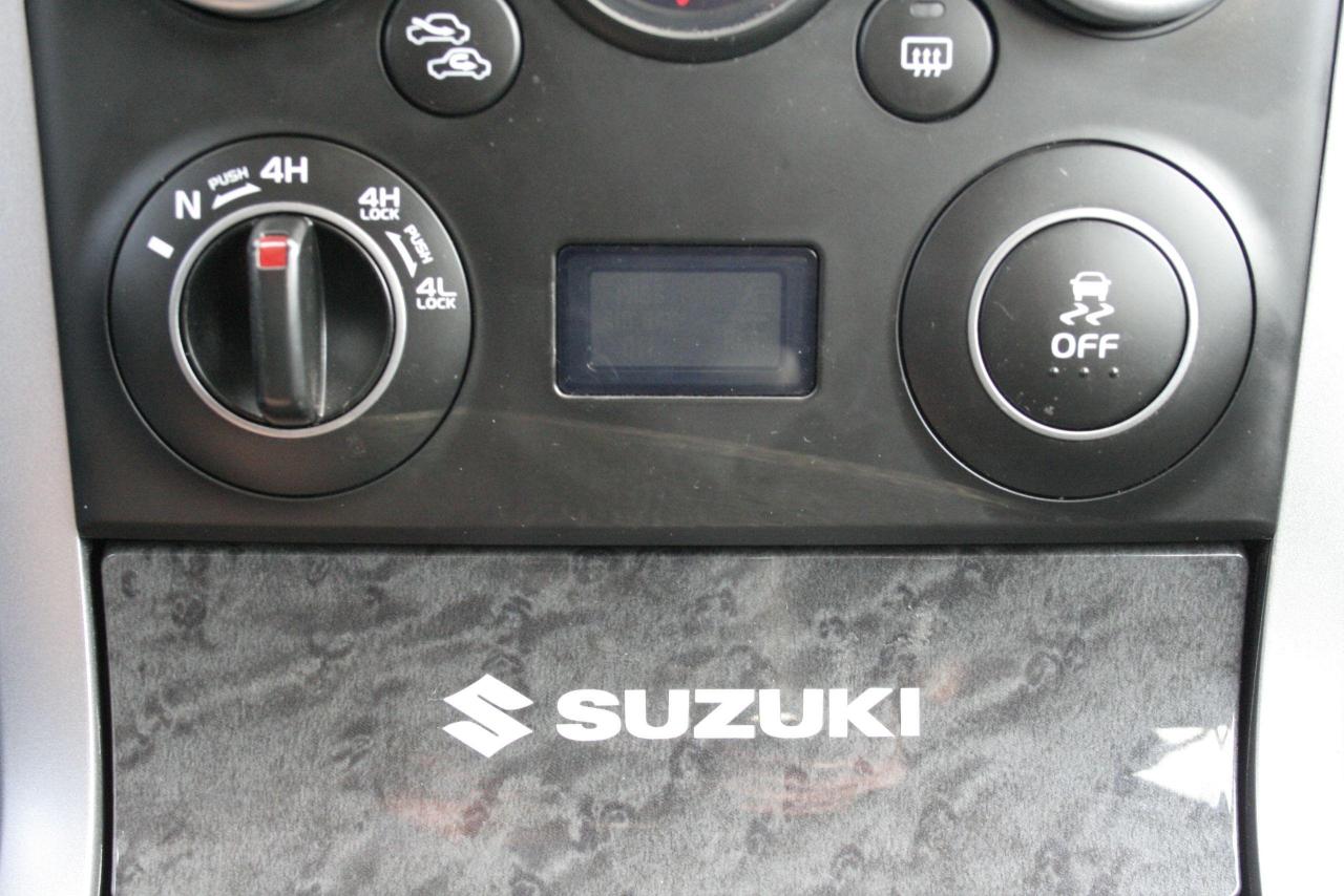 2013 Suzuki Grand Vitara 4WD 4dr I4 Auto JLX/ Well Maintained! - Photo #29