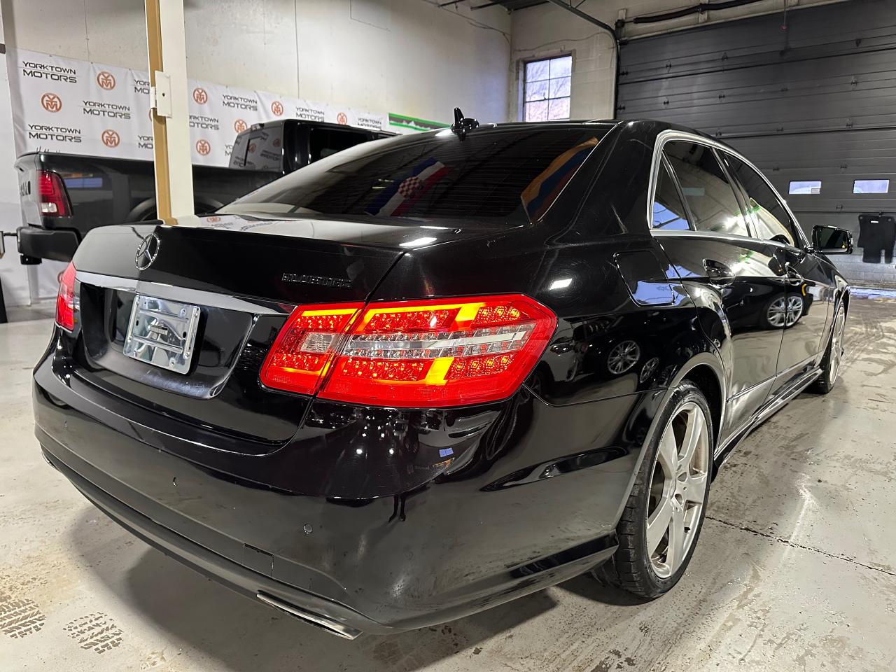 2012 Mercedes-Benz E-Class 4DR SDN E 350 BLUETEC RWD - Photo #8