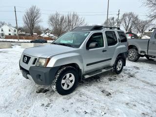 2011 Nissan Xterra S - Photo #3